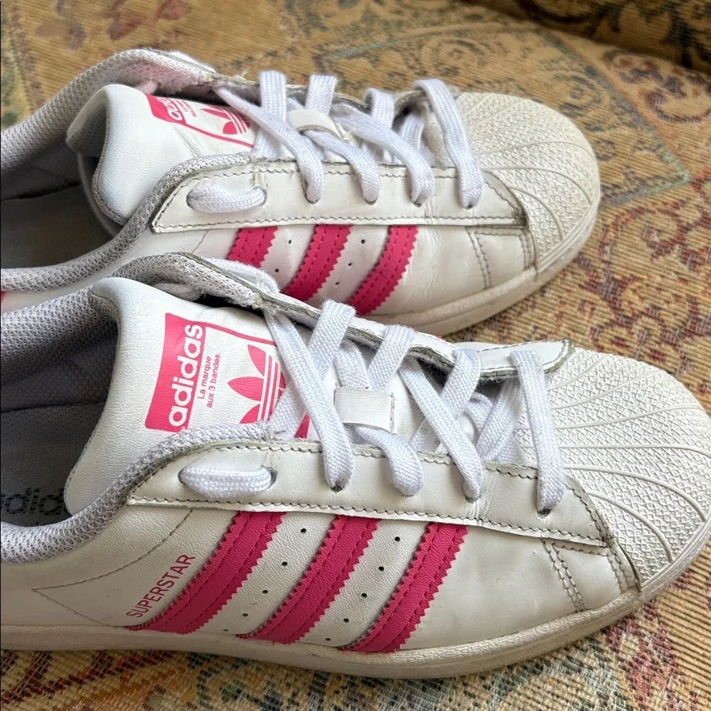 Adidas Superstar White Barbie Pink Stripes Sneakers Leather Shell Toe Women’s 6 - Picture 9 of 12